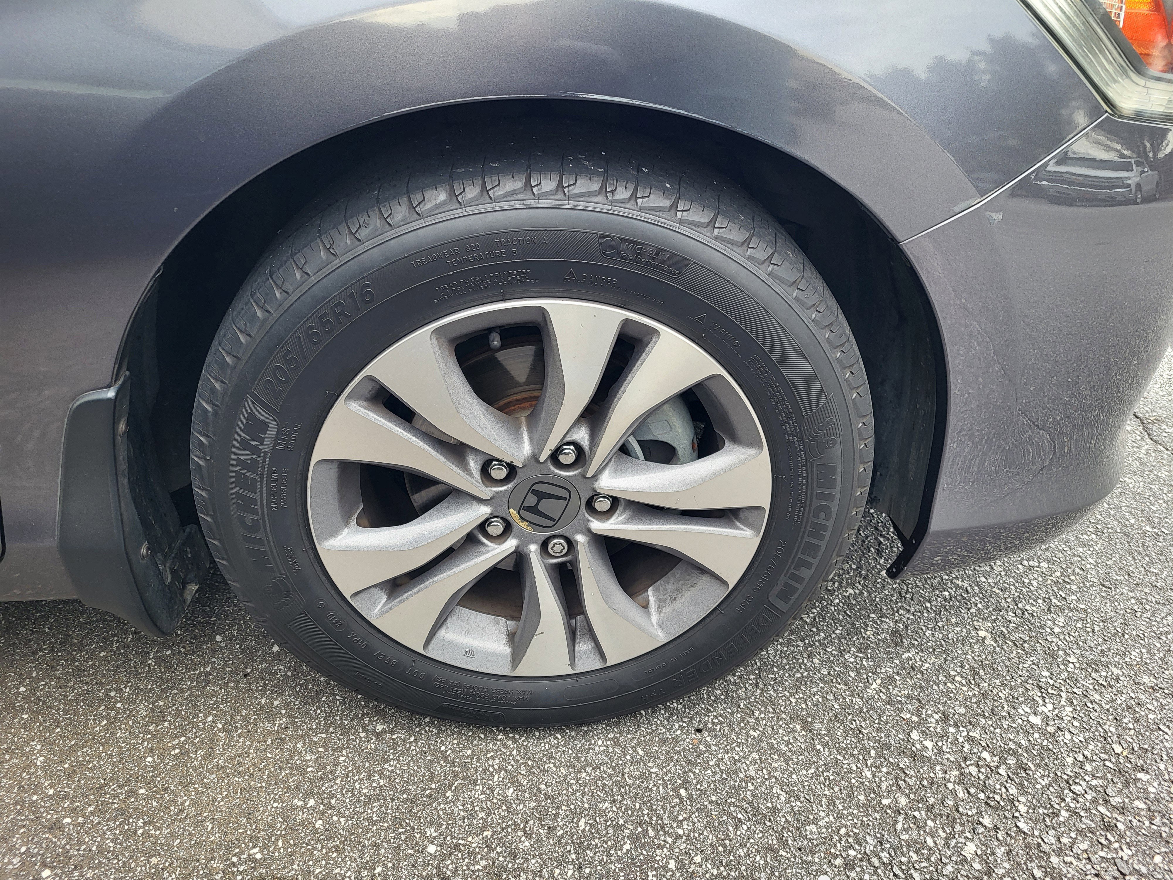Used 2015 Honda Accord LX image 7