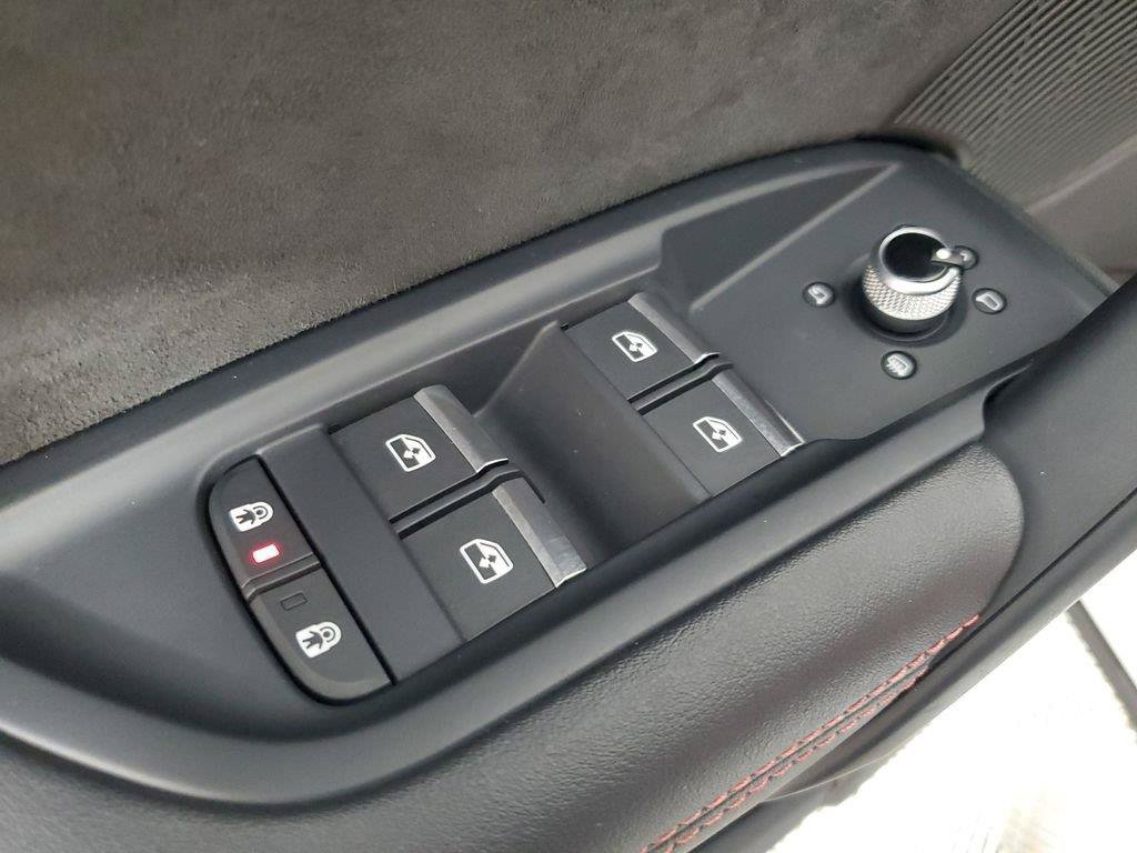 Used 2023 Audi SQ5 Prestige w/ Prestige Package AWD/4WD image 20