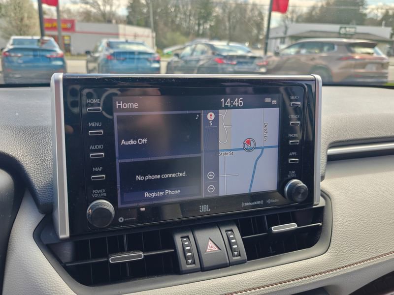 Used 2019 Toyota RAV4 Limited w/ Advanced Technology Package image 17