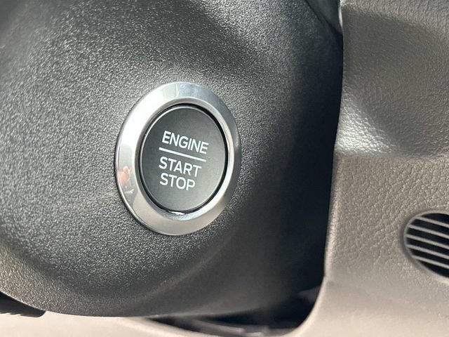New 2026 Ford Transit 250 148 Medium Roof w/ HVAC Trade Package RWD image 28