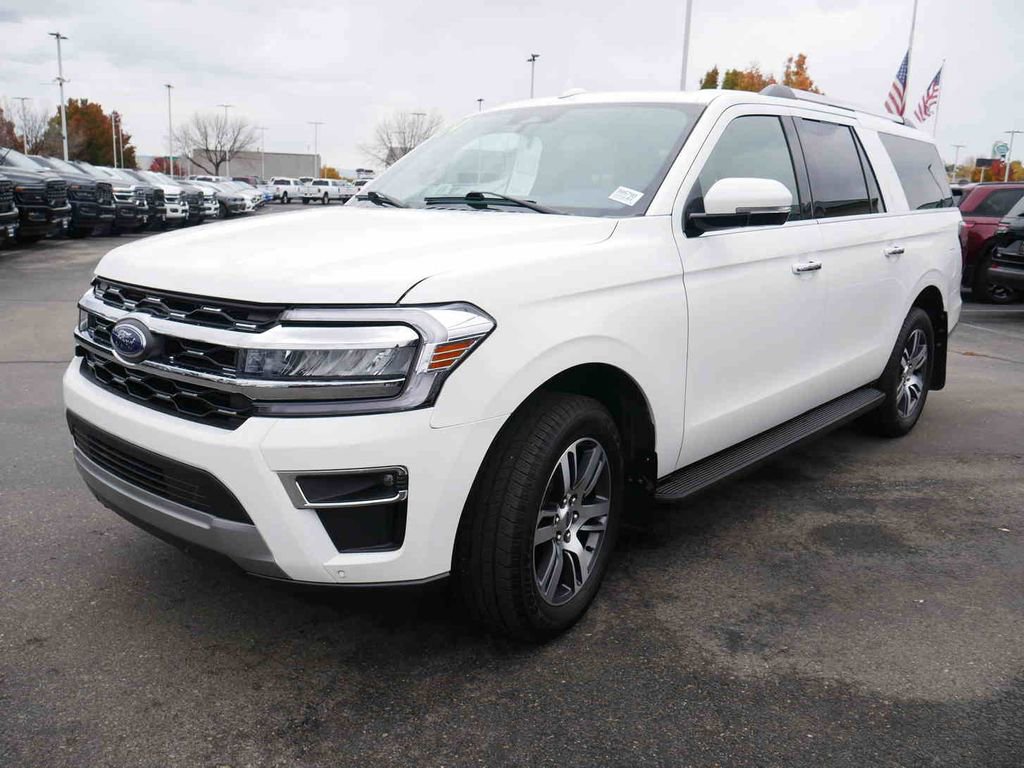 Used 2024 Ford Expedition Max Limited image 4