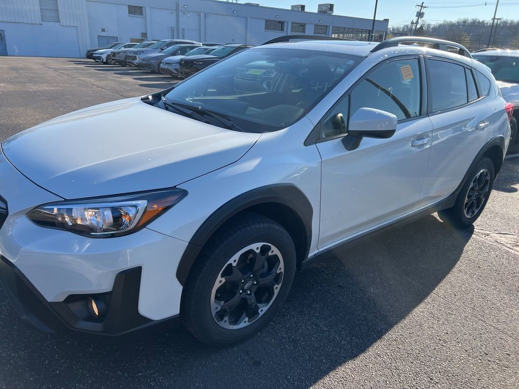 Used 2023 Subaru Crosstrek 2.0i Premium w/ Popular Package #3 image 1