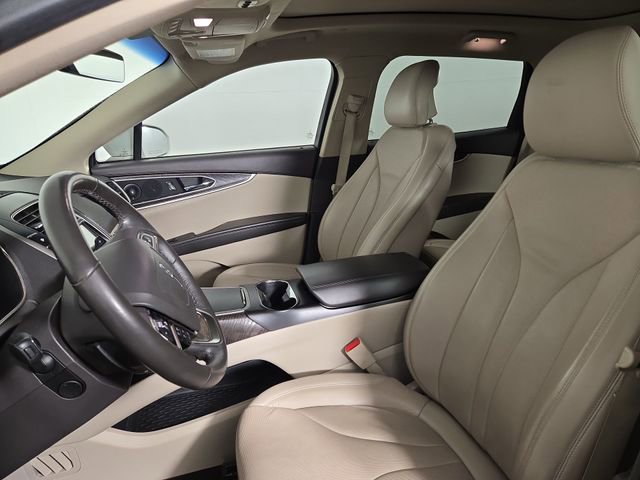 Used 2019 Lincoln Nautilus Reserve image 13