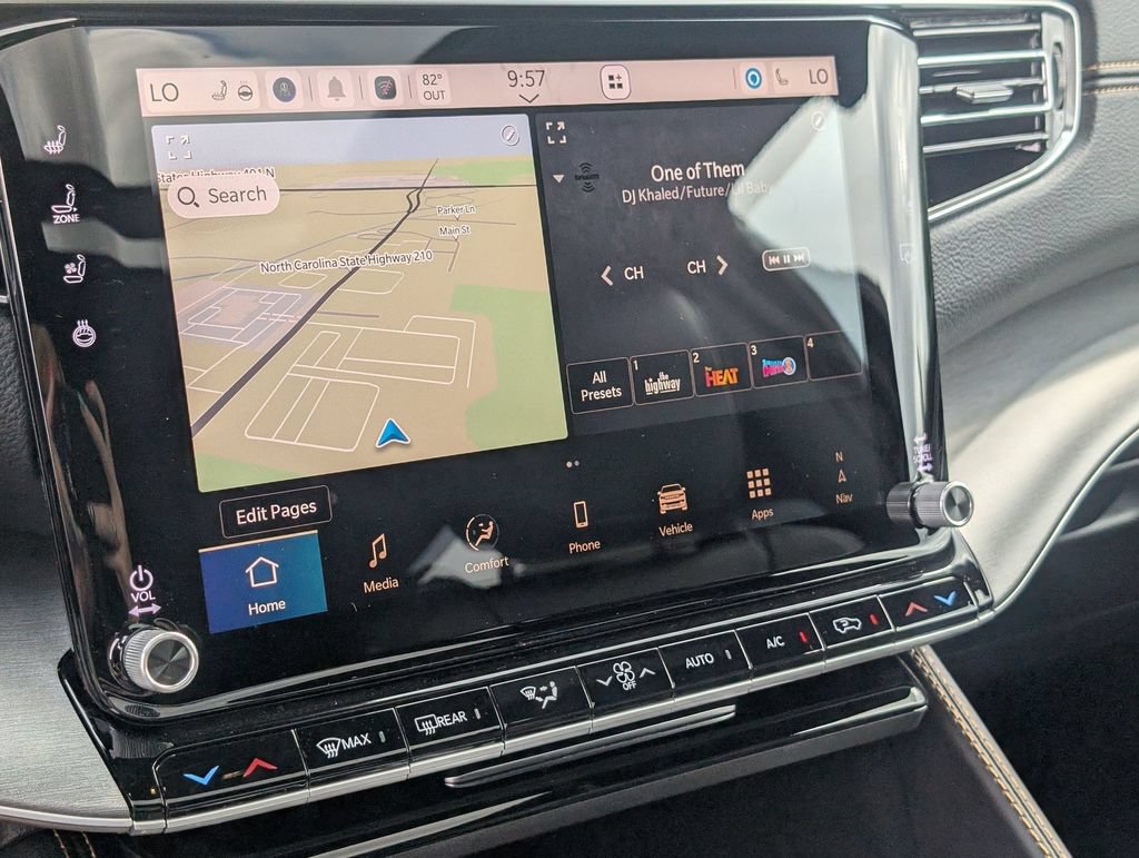 New 2026 Jeep Grand Wagoneer L 4WD image 18