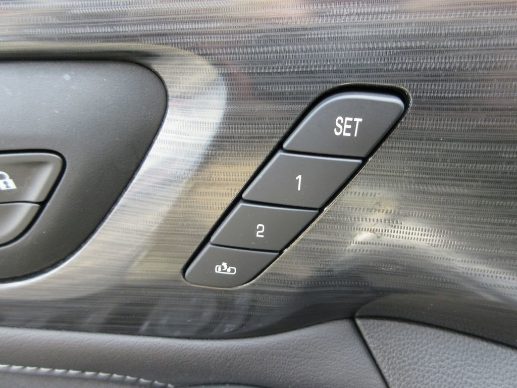 Used 2021 Chevrolet Traverse High Country w/ LPO, Floor Liner Package image 28