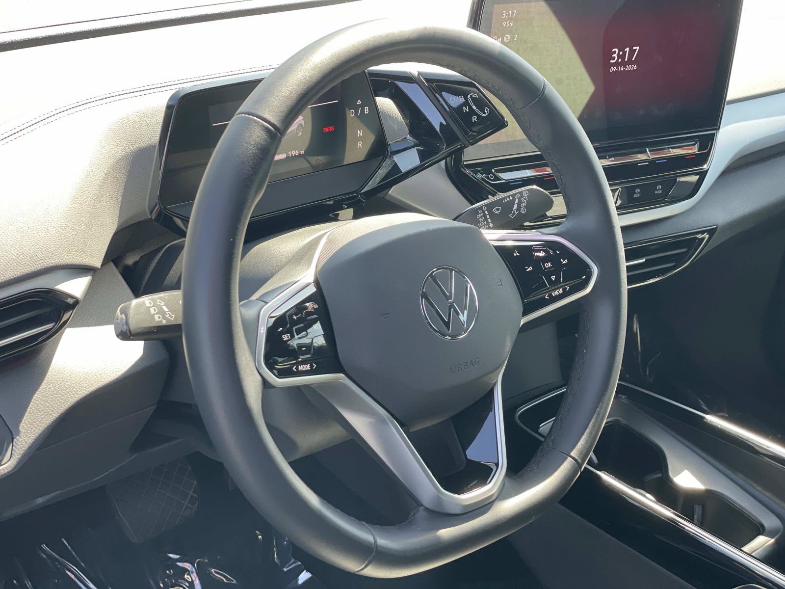 Certified 2024 Volkswagen ID.4 2WD image 8