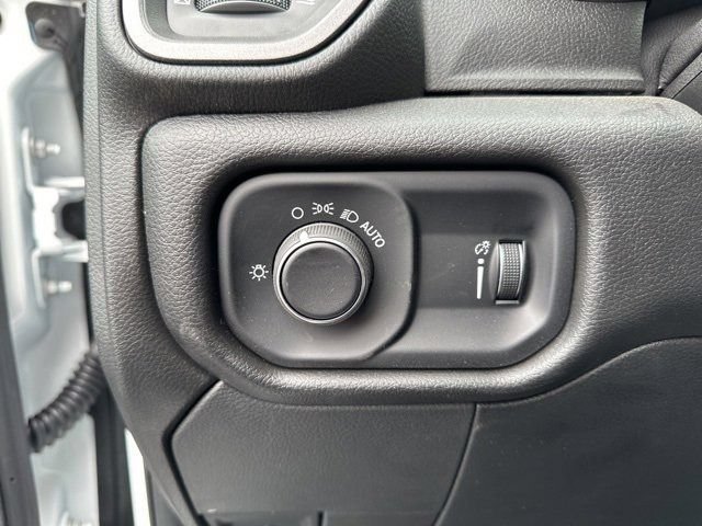 New 2024 RAM 5500 Tradesman w/ Chrome Appearance Group AWD/4WD image 12