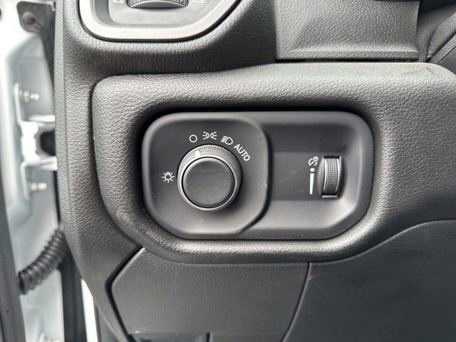 New 2024 RAM 5500 Tradesman w/ Chrome Appearance Group AWD/4WD image 12