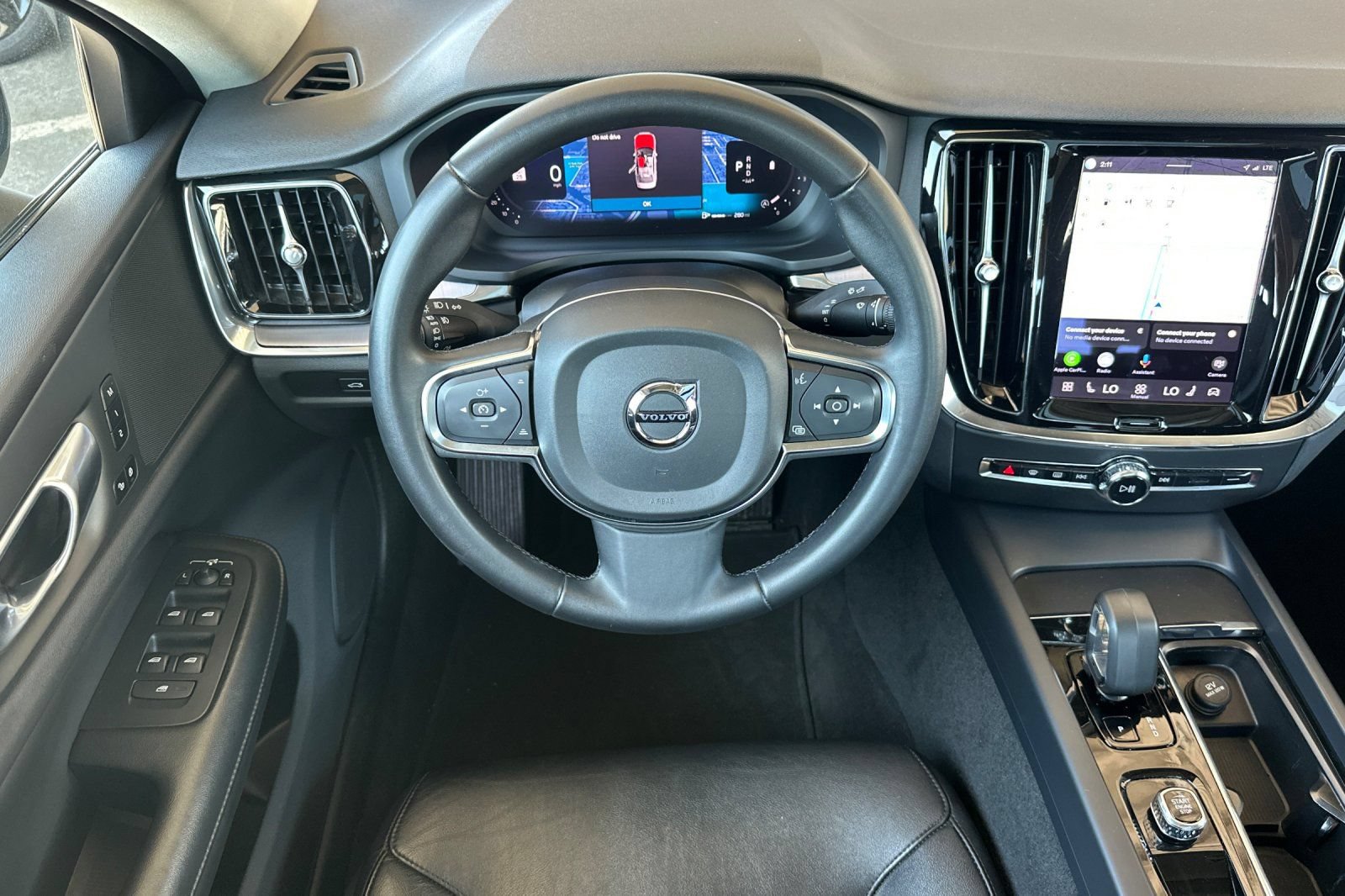 Used 2024 Volvo S60 B5 Core FWD image 17