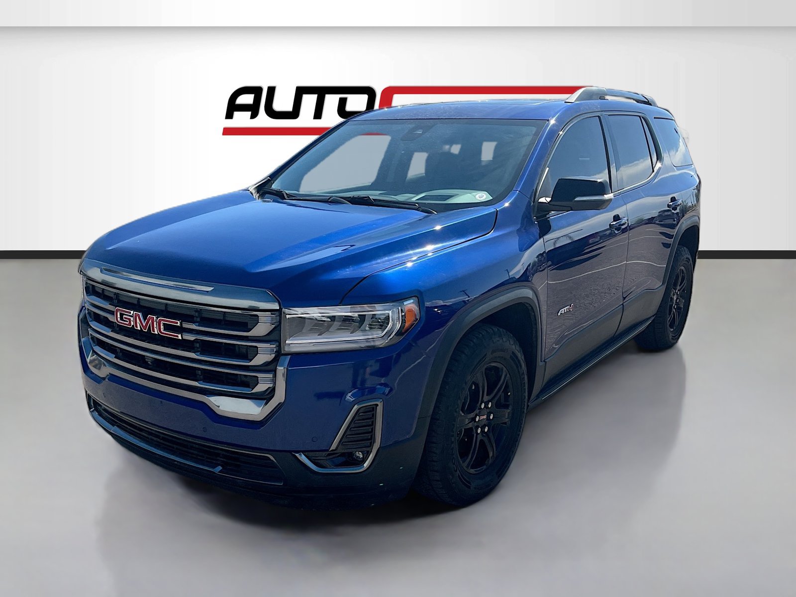 Used 2023 GMC Acadia AT4 w/ Technology Package AWD/4WD image 3