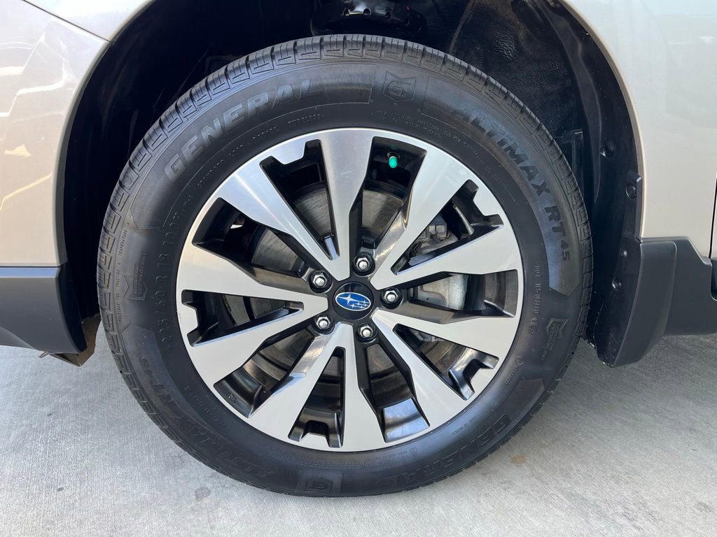 Used 2017 Subaru Outback 3.6R Limited AWD/4WD image 23