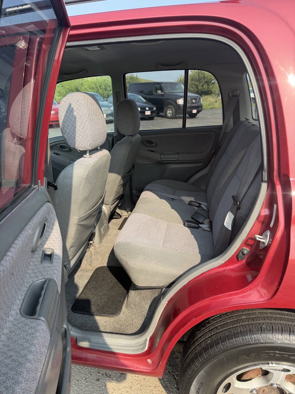 Used 2000 Chevrolet Tracker 4WD w/ Preferred Equipment Group 2 image 16