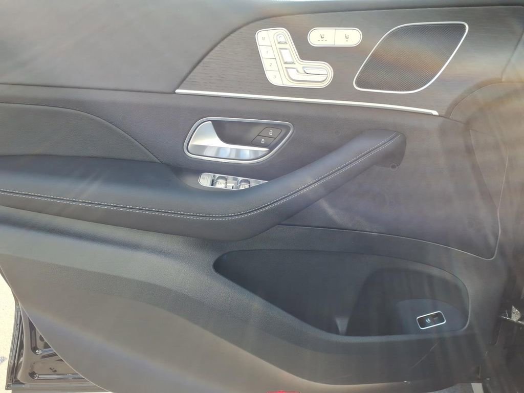 Certified 2026 Mercedes-Benz GLE 350 4MATIC image 11