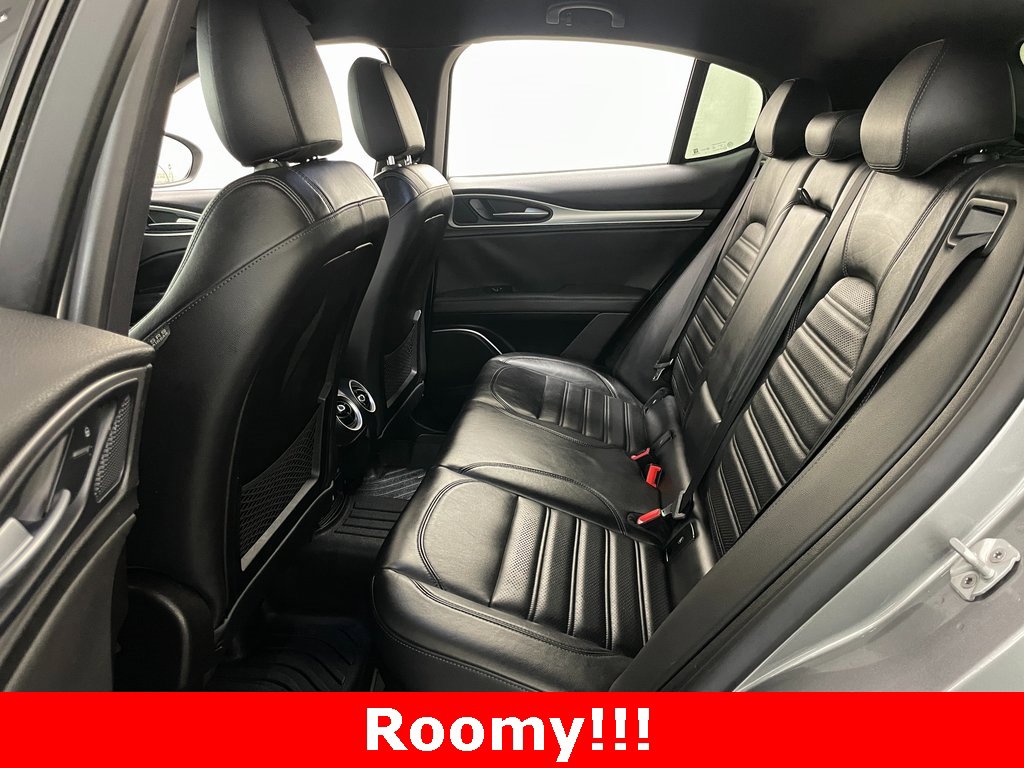 Used 2018 Alfa Romeo Stelvio Ti Sport image 12