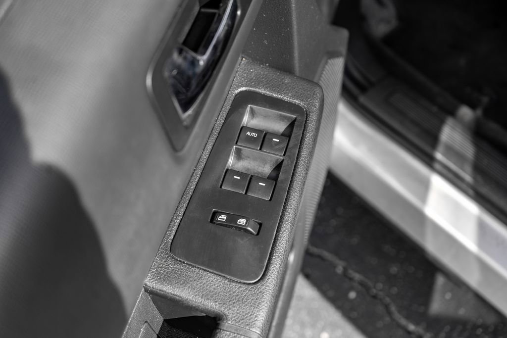 Used 2017 Ford Flex SE image 17