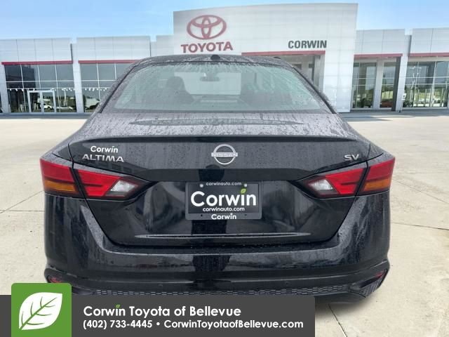 Used 2023 Nissan Altima 2.5 SV image 4
