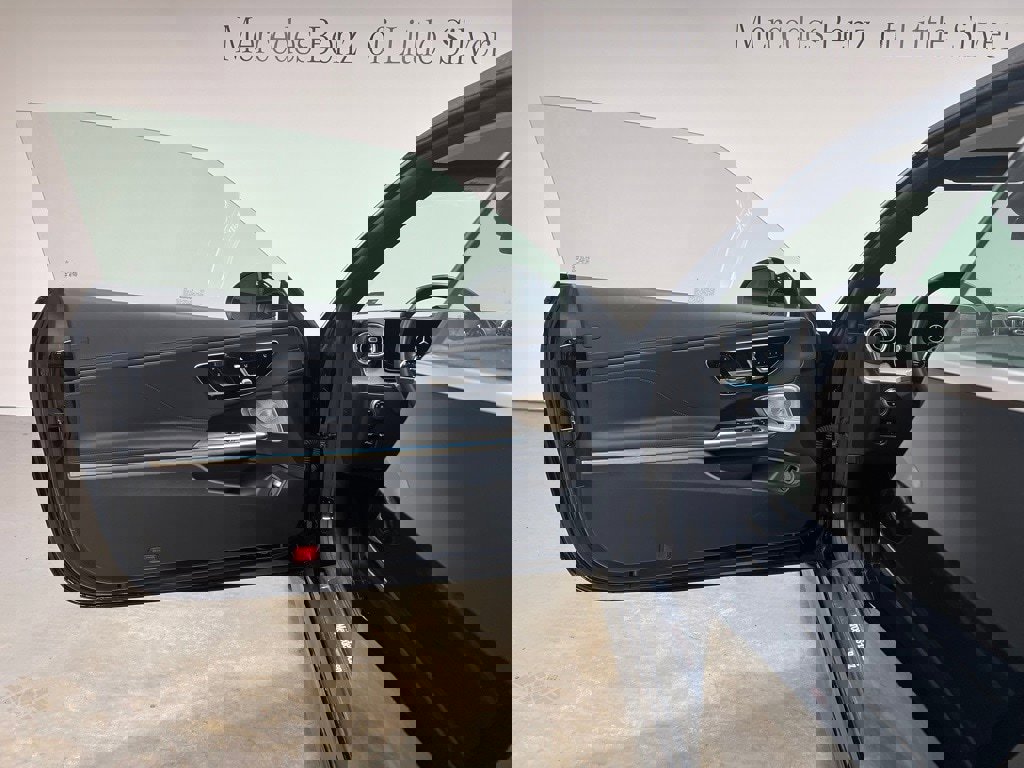 Used 2025 Mercedes-Benz CLE 300 4MATIC Cabriolet image 20