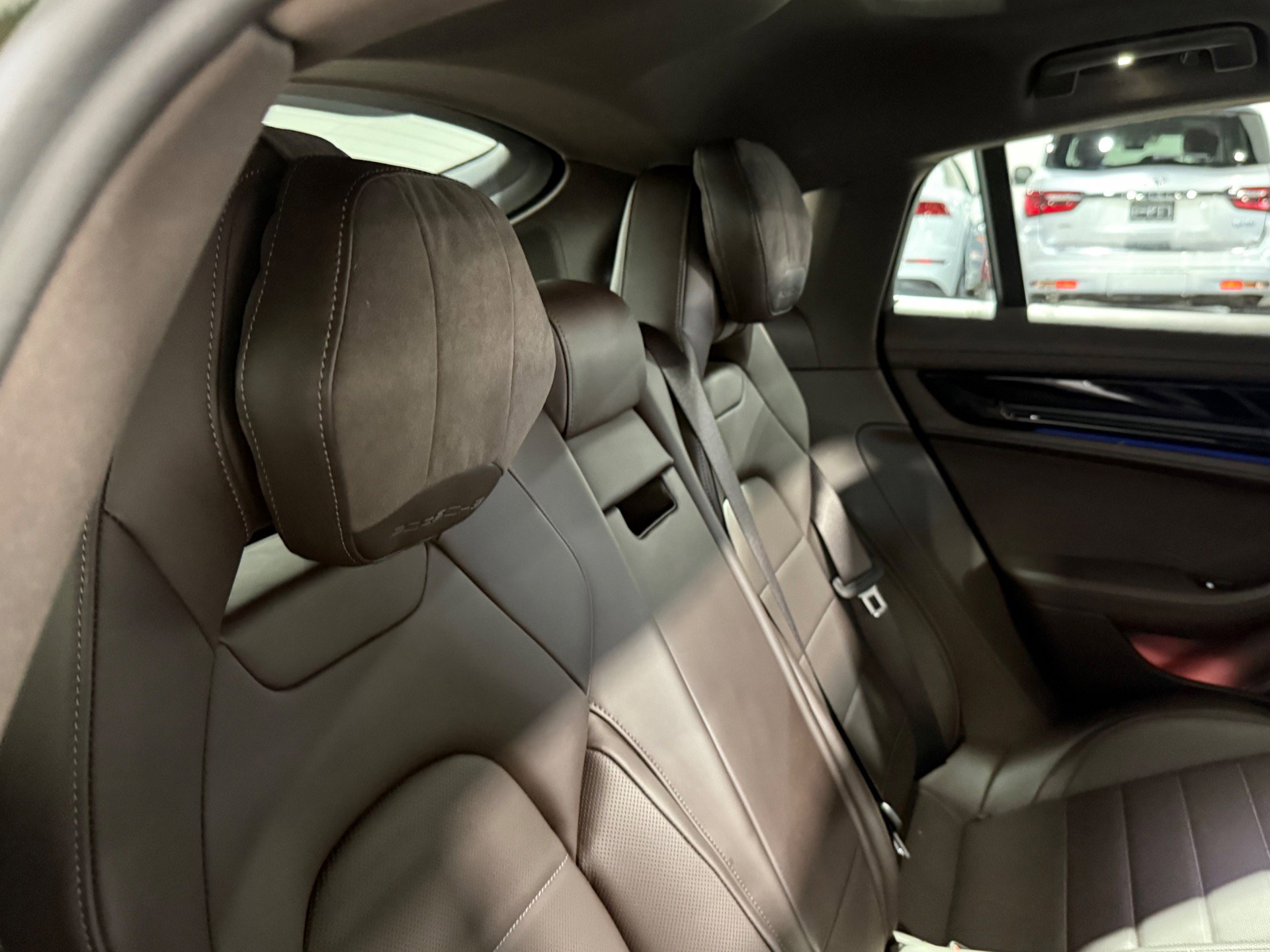 Used 2025 Porsche Panamera 4 image 69