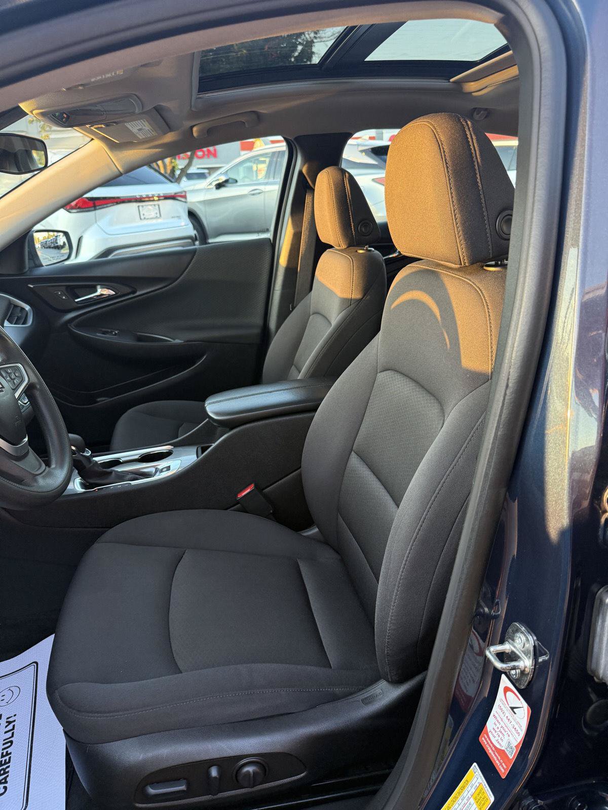 Used 2022 Chevrolet Malibu LT FWD image 26