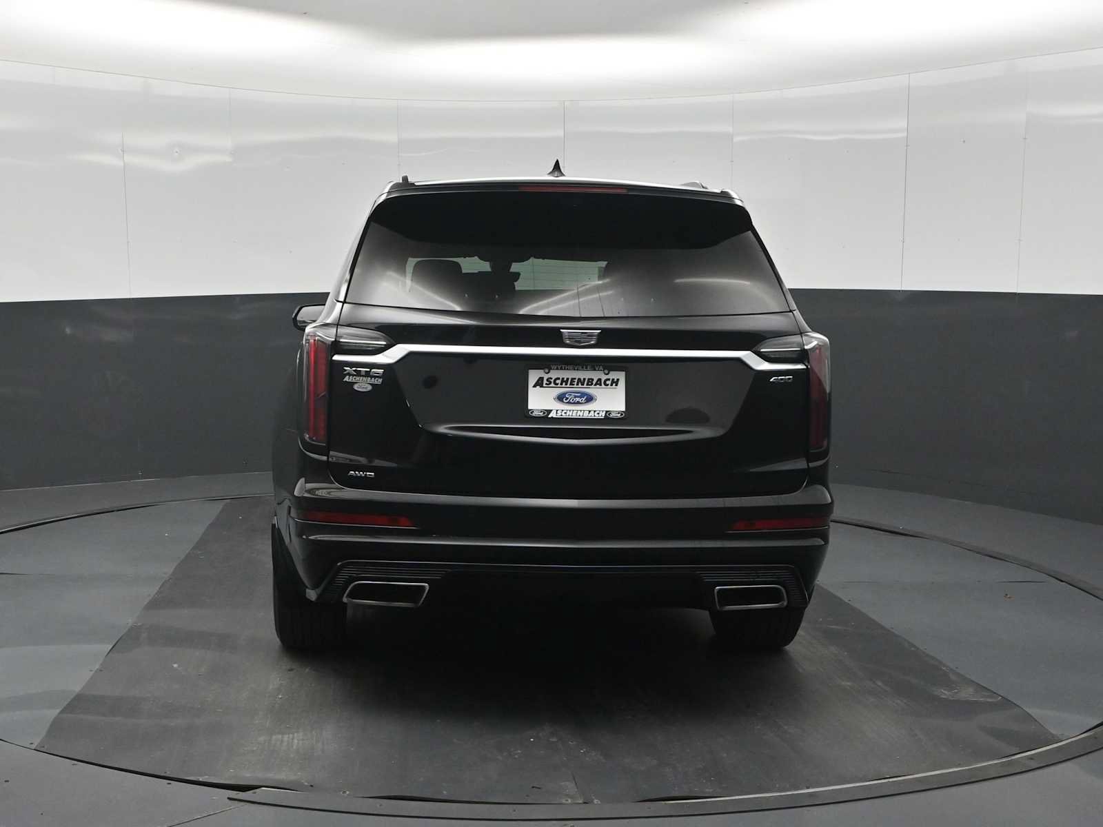 Used 2024 Cadillac XT6 Sport w/ Technology Package AWD/4WD image 7