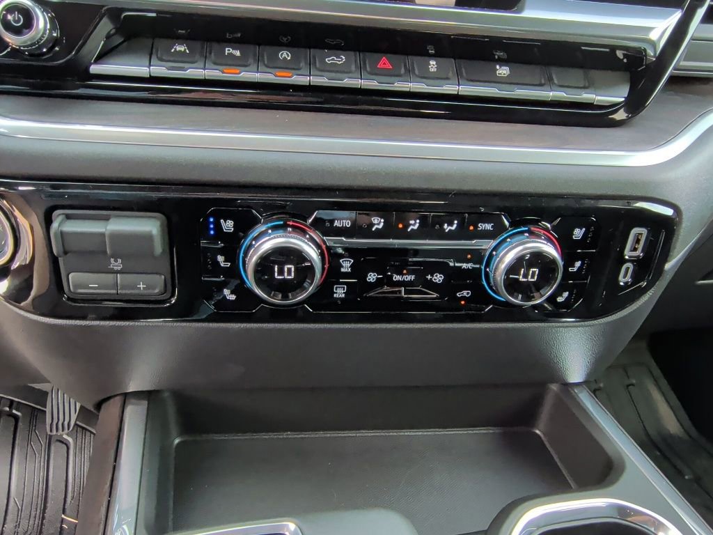 New 2026 GMC Sierra 1500 SLT image 32