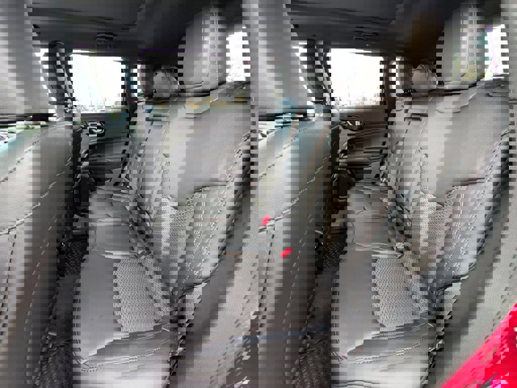 New 2026 Jeep Compass Latitude image 20