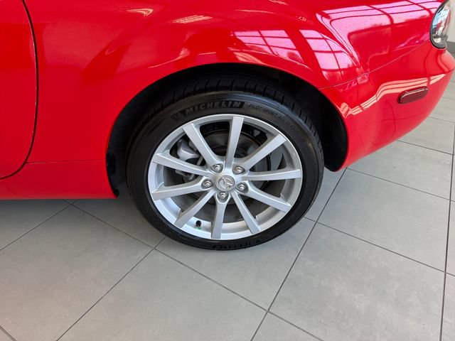 Used 2006 MAZDA MX-5 Miata Grand Touring RWD image 29