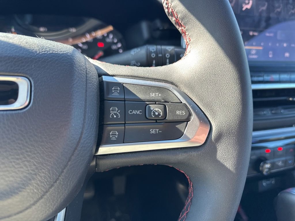 Used 2024 Jeep Compass Trailhawk w/ Trailhawk Convenience Group image 22