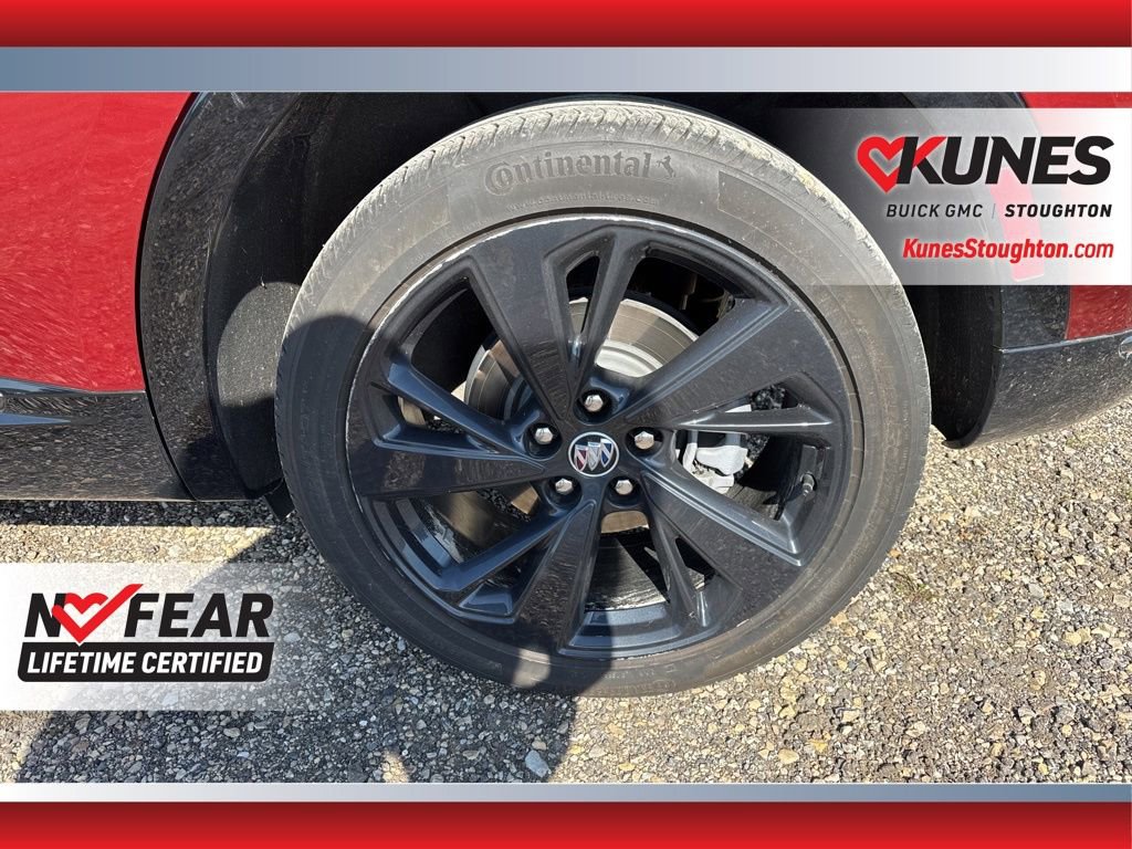 Used 2023 Buick Envision Preferred w/ Sport Touring Package AWD/4WD image 18