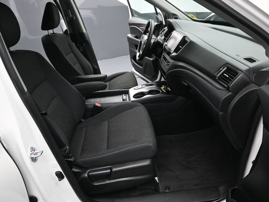 Certified 2023 Honda Ridgeline Sport image 15