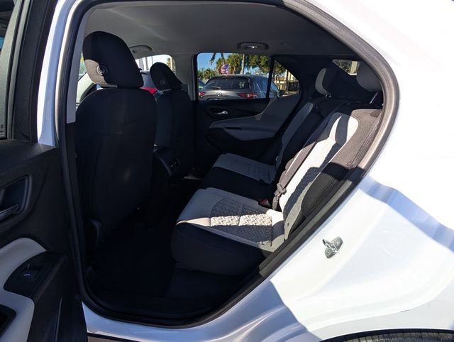 Used 2024 Chevrolet Equinox LS w/ LS Convenience Package image 9