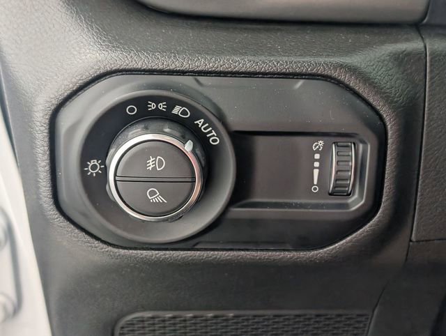 Certified 2023 Jeep Gladiator Sport AWD/4WD image 13