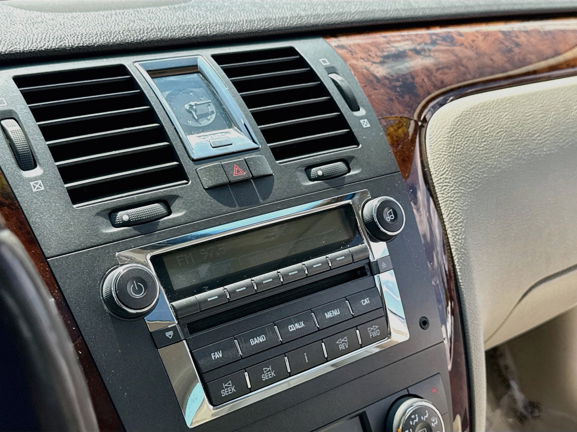 Used 2007 Cadillac DTS Luxury II FWD image 9