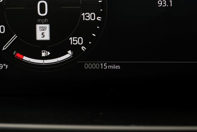 New 2026 Land Rover Defender 110 X-Dynamic SE AWD/4WD image 26