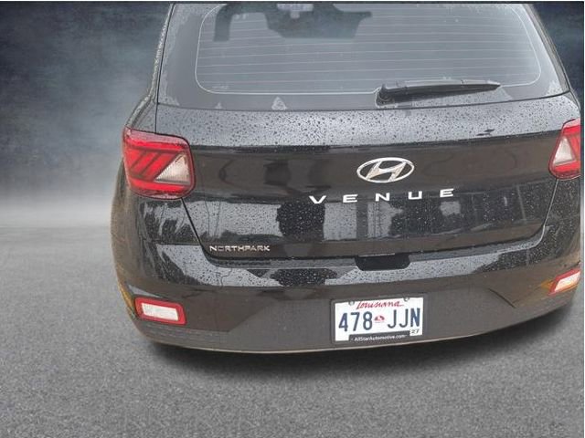 Used 2025 Hyundai Venue SE FWD image 9