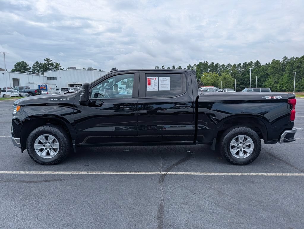 Used 2023 Chevrolet Silverado 1500 LT w/ Protection Package AWD/4WD image 27