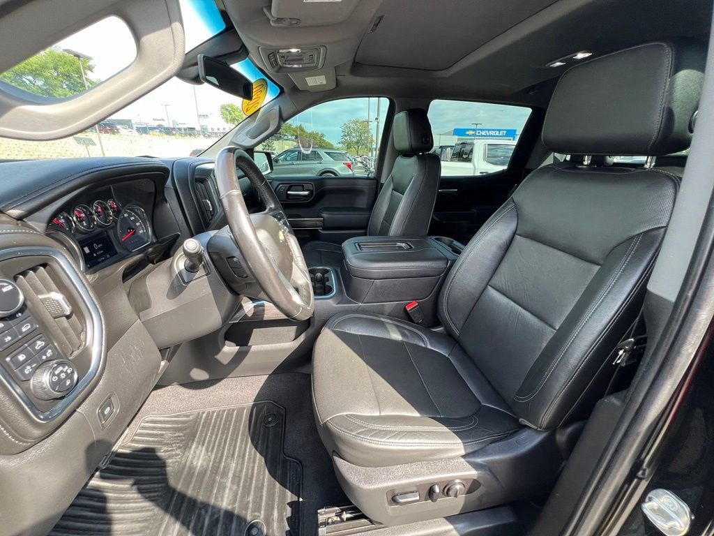 Used 2020 Chevrolet Silverado 1500 LTZ w/ LTZ Premium Package AWD/4WD image 18