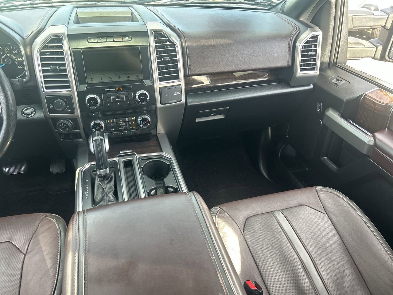 Used 2016 Ford F150 Platinum w/ Equipment Group 701A Luxury image 13