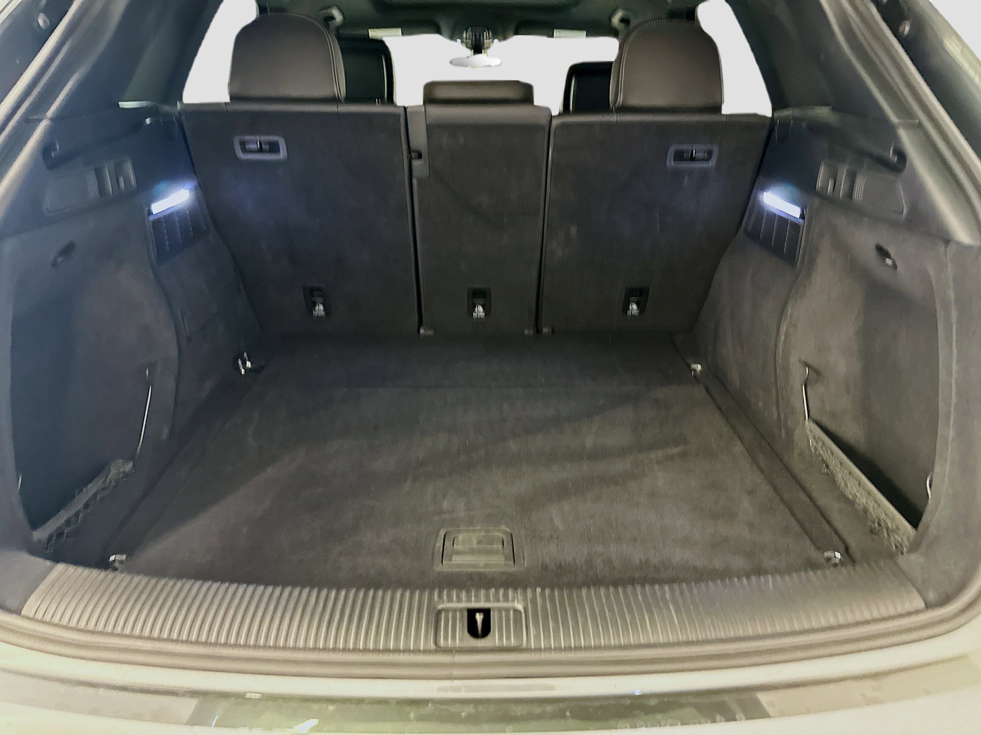 Used 2025 Audi Q5 2.0T Premium image 31