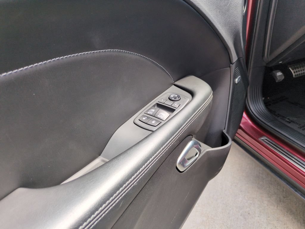 Used 2019 Dodge Challenger R/T Scat Pack RWD image 11