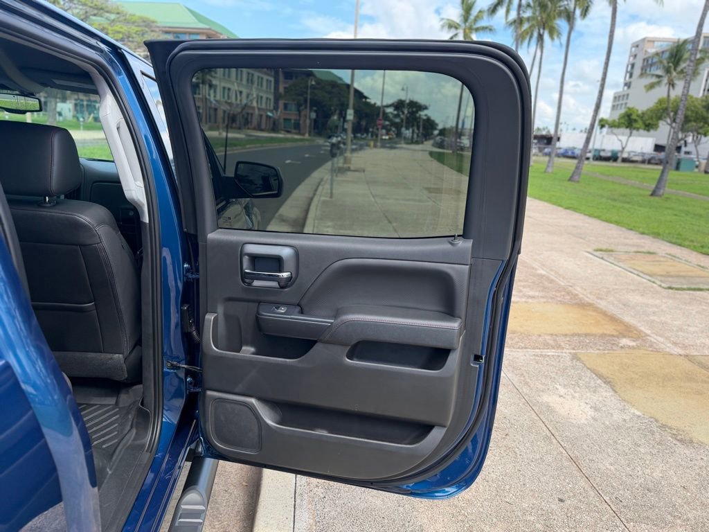 Used 2018 GMC Sierra 1500 SLT w/ All Terrain Package AWD/4WD image 14