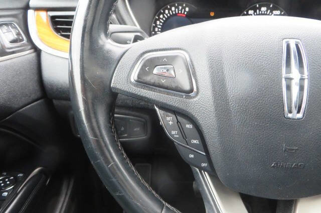 Used 2015 Lincoln MKC AWD w/ Equipment Group 102A Reserve image 17