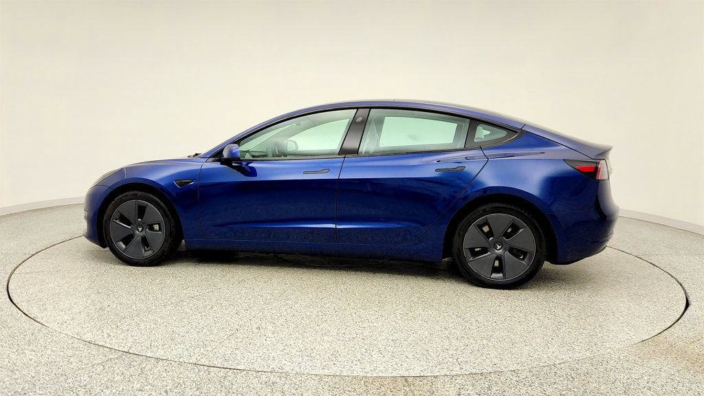 Used 2023 Tesla Model 3 Standard Range RWD image 8