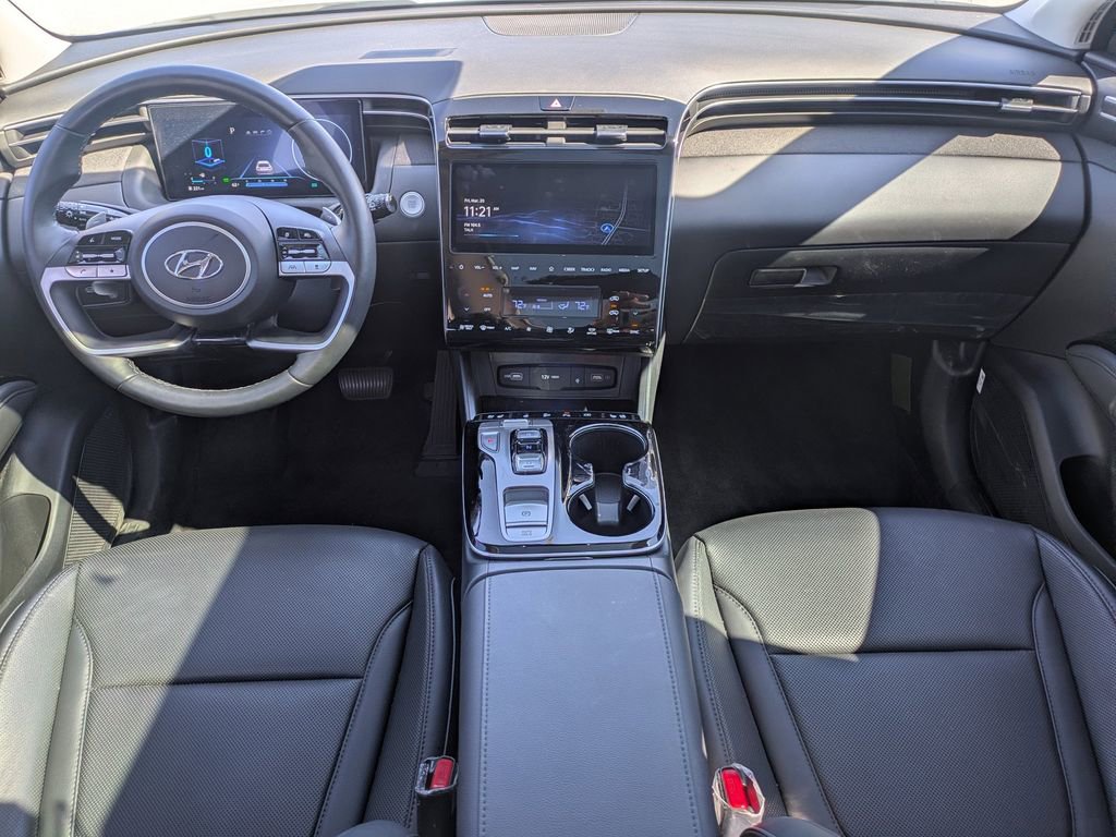 Used 2024 Hyundai Tucson Limited image 16