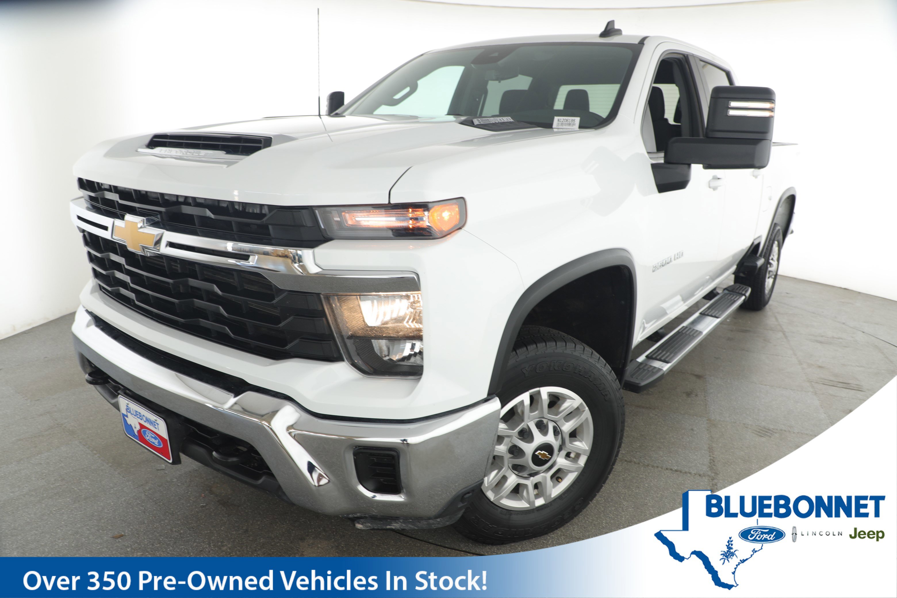 Used 2024 Chevrolet Silverado 2500 LT image 1