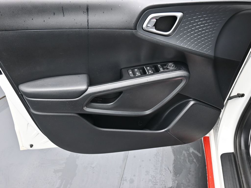 Used 2021 Kia Soul GT-Line image 9