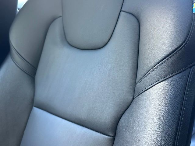 Used 2021 Volvo S60 T6 Momentum w/ Advanced Package image 15