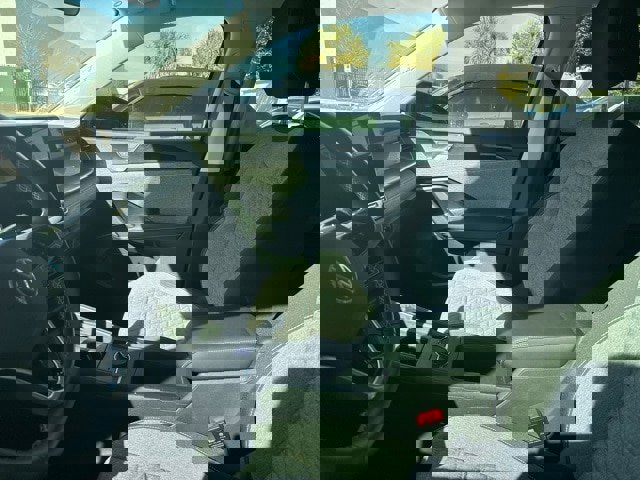 Used 2025 Volkswagen Tiguan S image 21