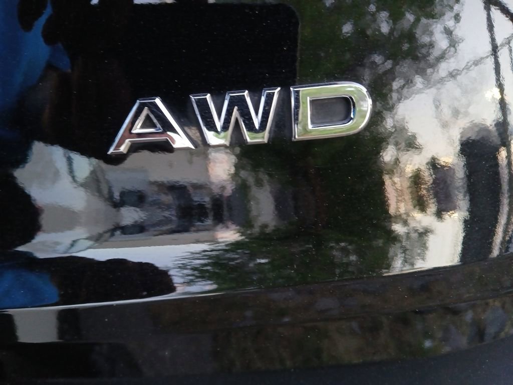 Used 2022 Nissan Rogue S AWD/4WD image 4