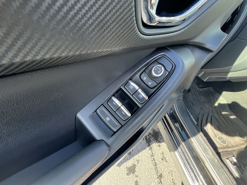 Certified 2025 Subaru Crosstrek 2.5i Limited w/ Crosstrek Mirror Package image 22